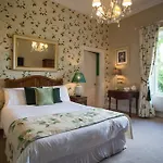 Hotel Raheen House
