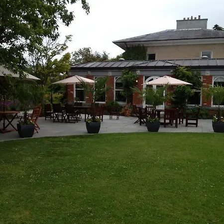 Raheen House 3*