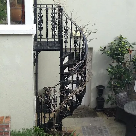 Hotel Raheen House 3*