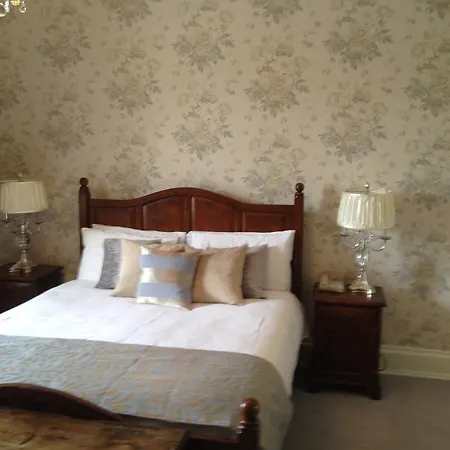 Raheen House Hotel 3*