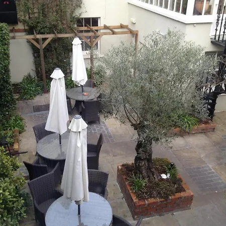 Raheen House Hotel