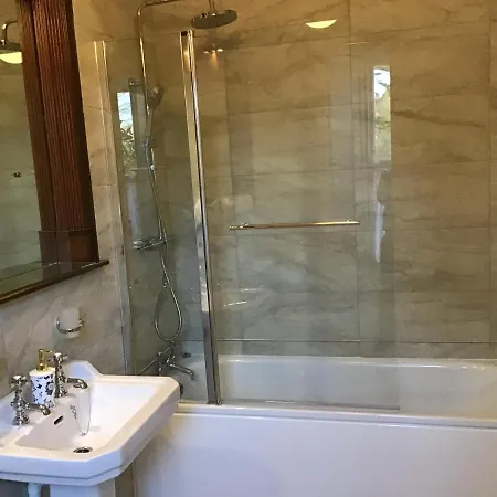 Raheen House Hotel