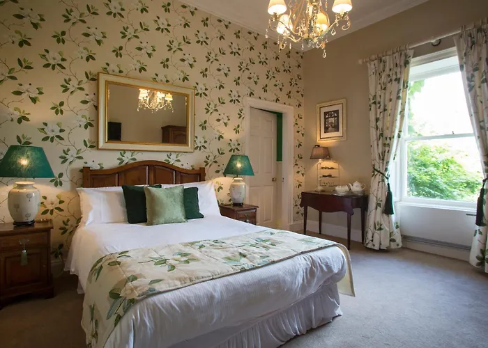 Hotel Raheen House