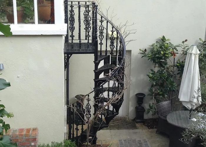 Hotel Raheen House 3*